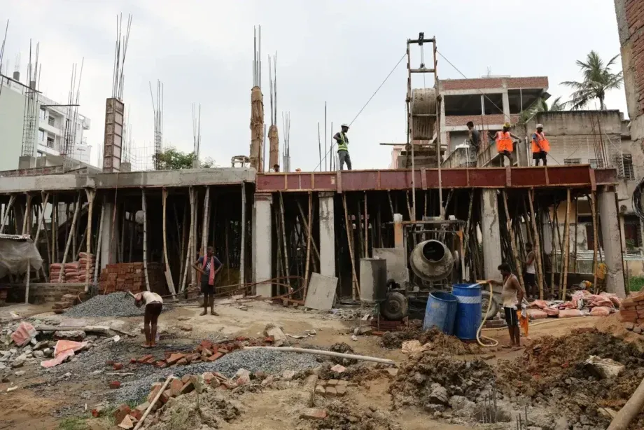 thikedaar construction site